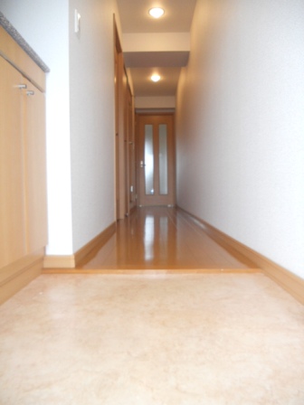 14/22 エントランス