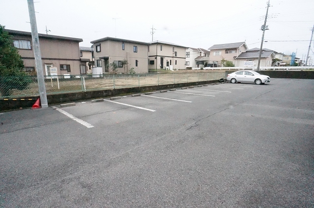 14/22 駐車場