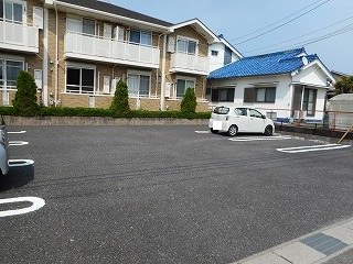14/20 駐車場