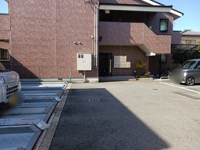 14/20 駐車場