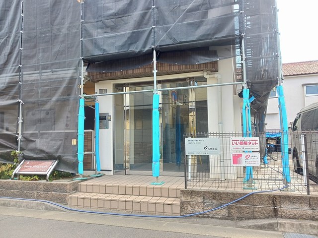 13/20 エントランス