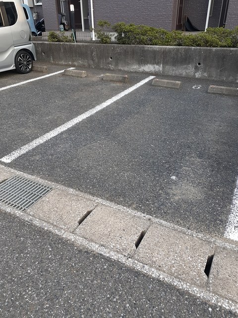 14/20 駐車場