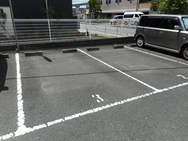 14/24 駐車場