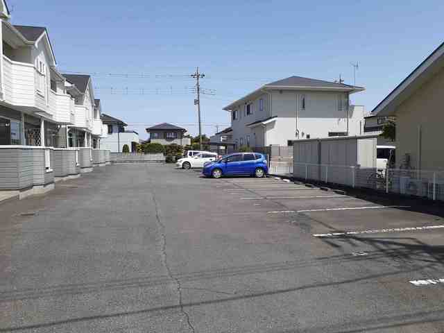 14/20 駐車場