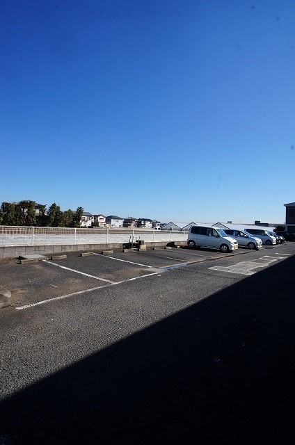 14/20 駐車場