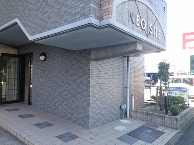 13/22 エントランス