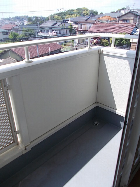 13/22 バルコニー