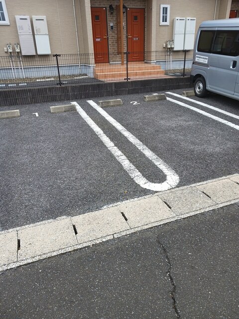 14/20 駐車場