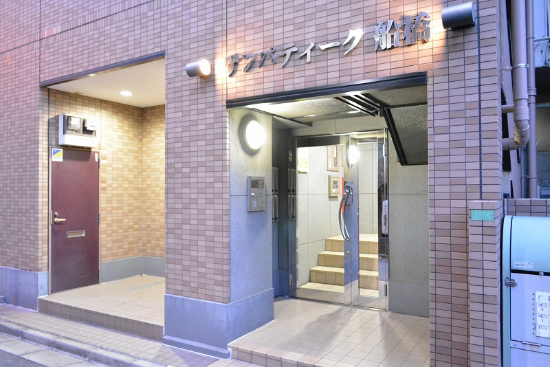 14/22 エントランス