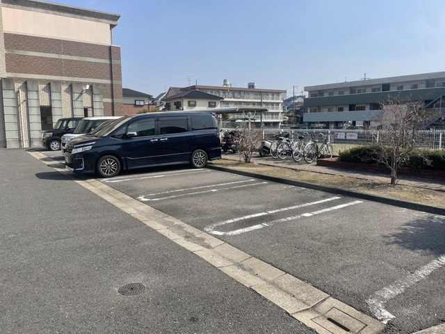 14/24 駐車場