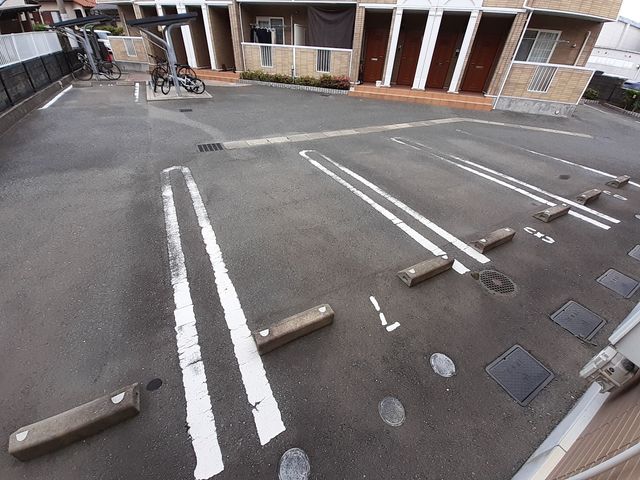 14/20 駐車場
