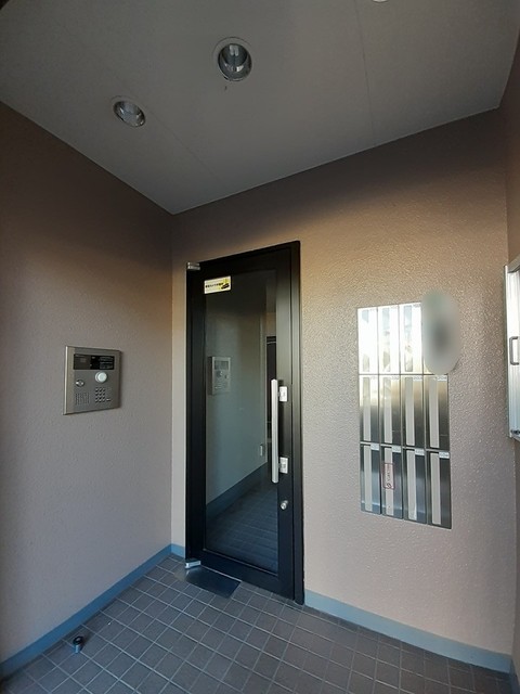 14/20 エントランス