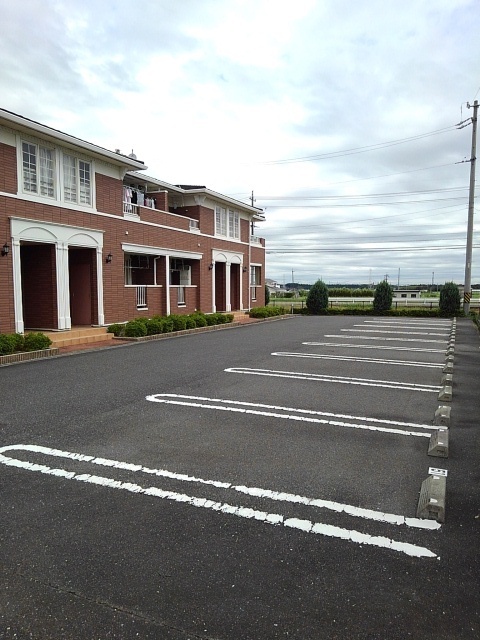 14/22 駐車場