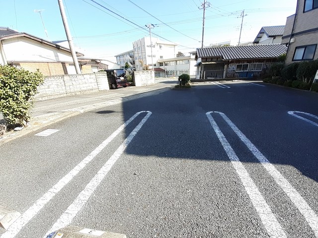 14/20 駐車場