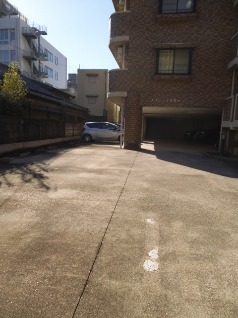 14/21 駐車場