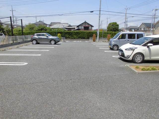 14/20 駐車場
