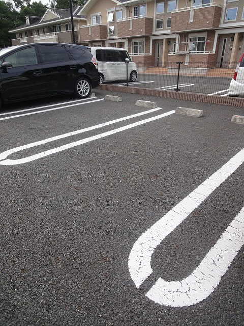 14/19 駐車場