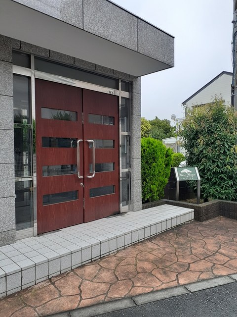 14/20 エントランス