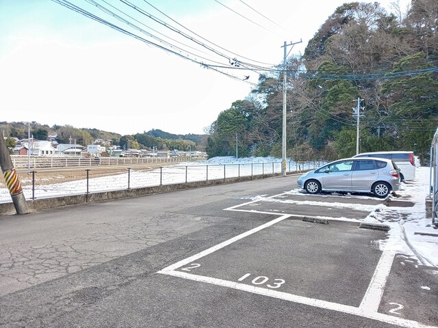 2/8 駐車場