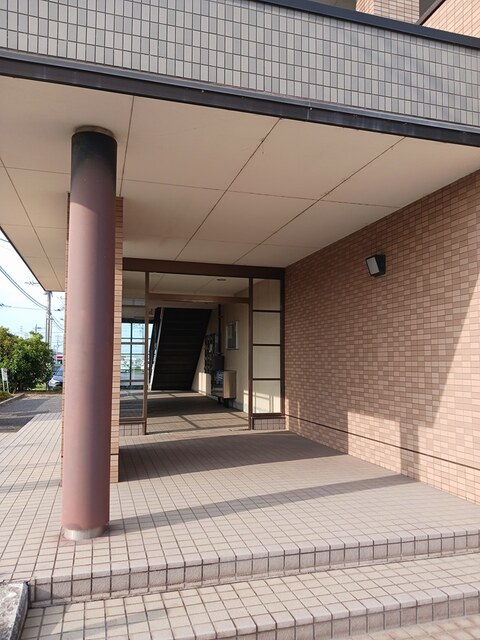 13/20 エントランス