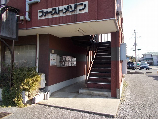 14/21 エントランス