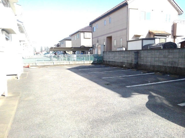 2/8 駐車場