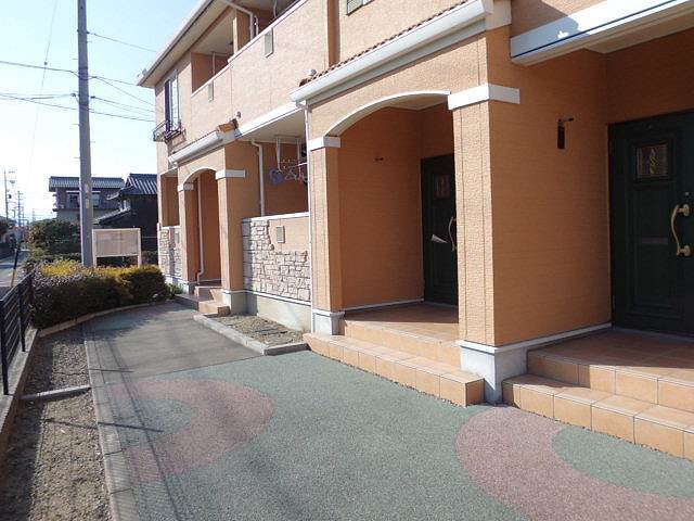 13/20 エントランス