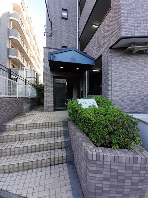 14/22 エントランス