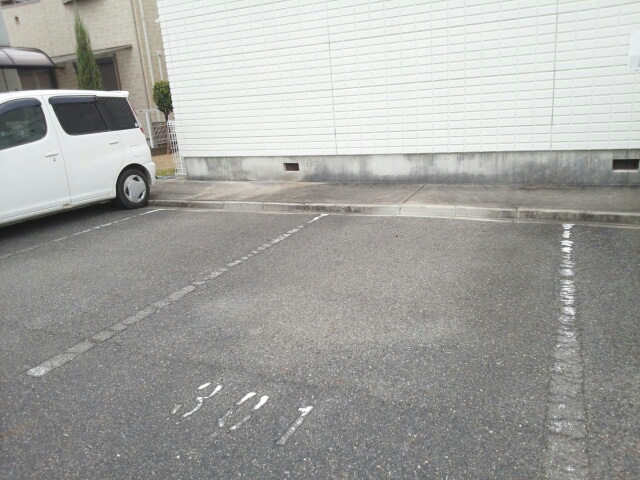 2/8 駐車場
