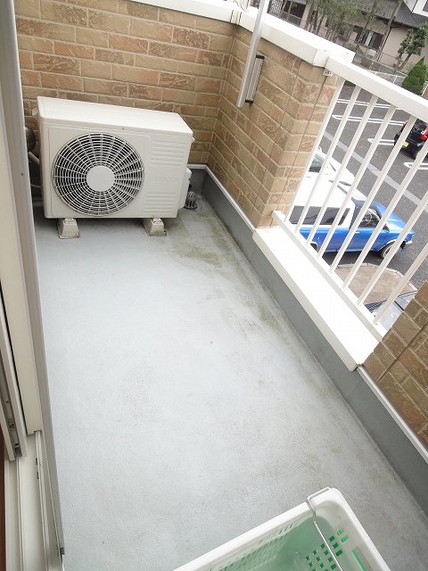 13/20 バルコニー