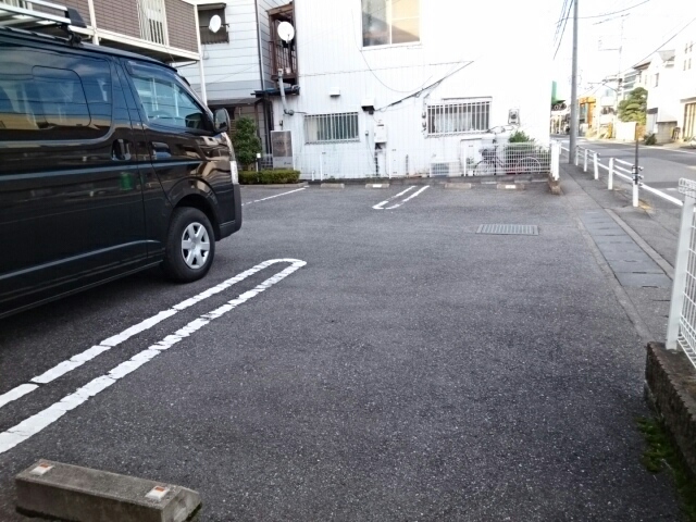 14/21 駐車場