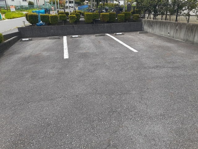 14/20 駐車場