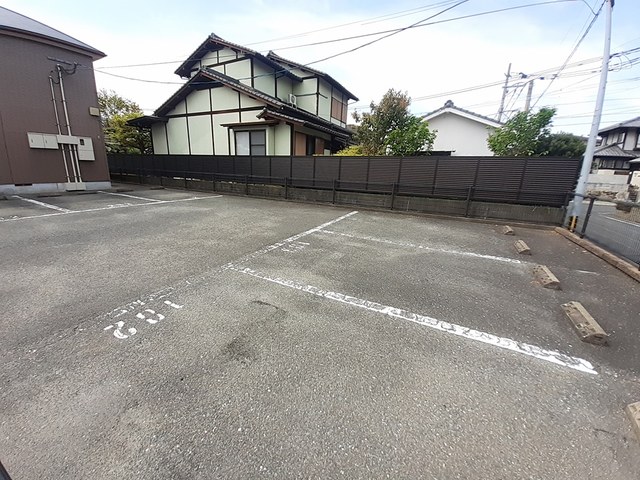 14/20 駐車場