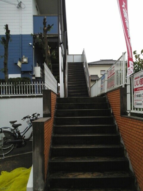 15/23 エントランス