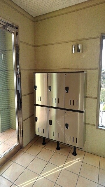 14/20 エントランス