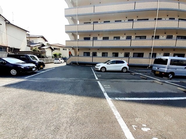 2/8 駐車場