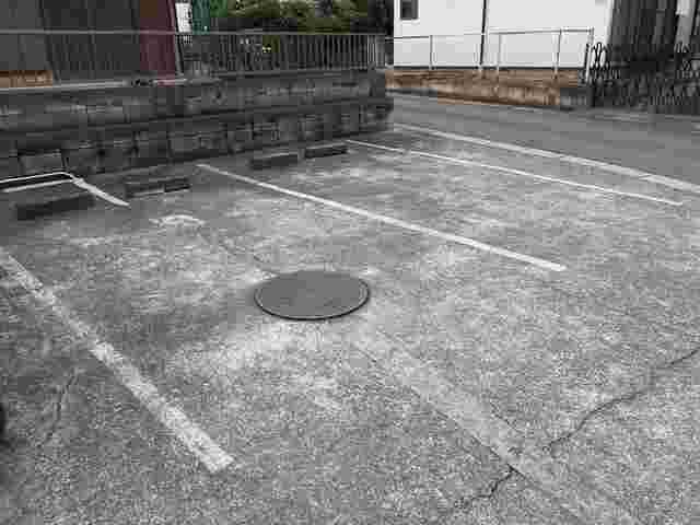 2/10 駐車場