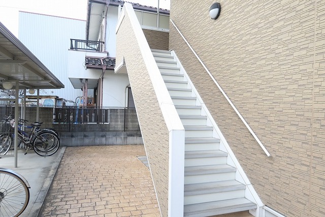 14/20 エントランス