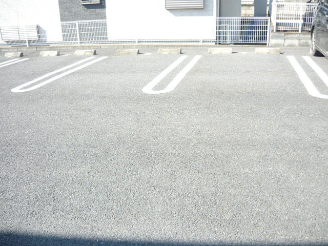 14/20 駐車場