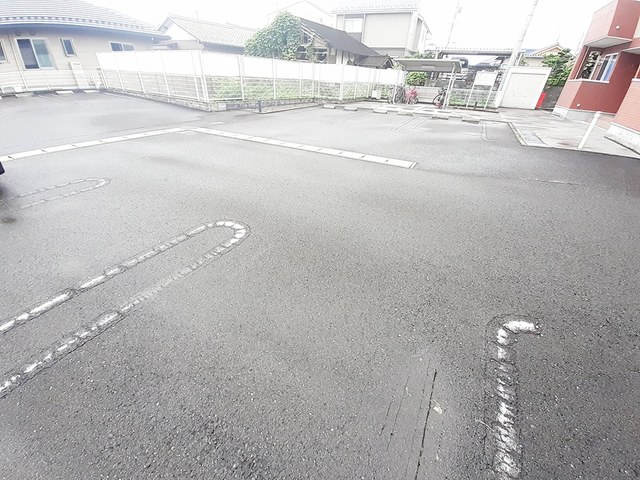 14/20 駐車場