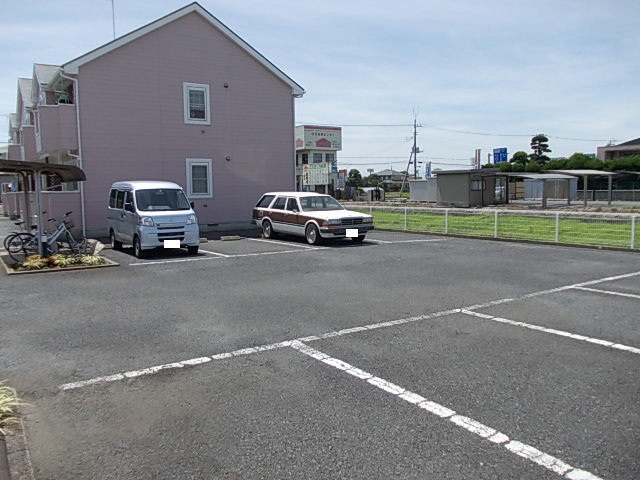 14/20 駐車場