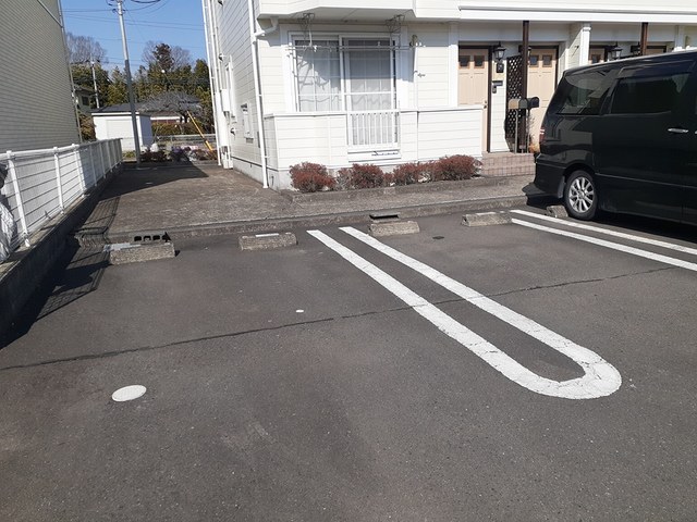14/20 駐車場