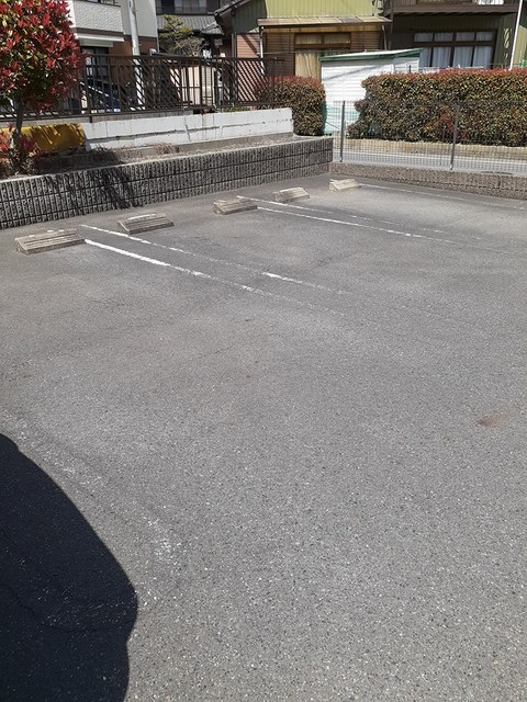 14/20 駐車場