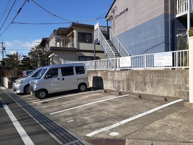 16/22 駐車場