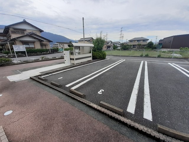 2/8 駐車場