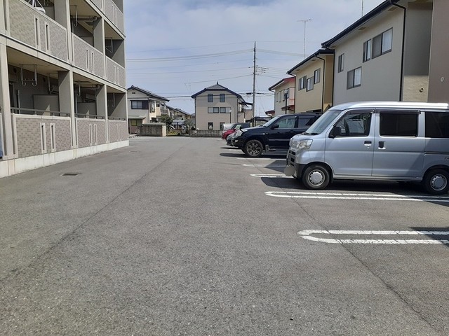 14/20 駐車場