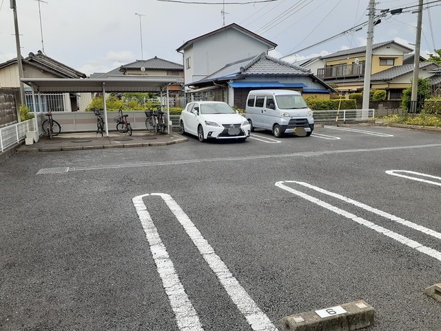 14/20 駐車場