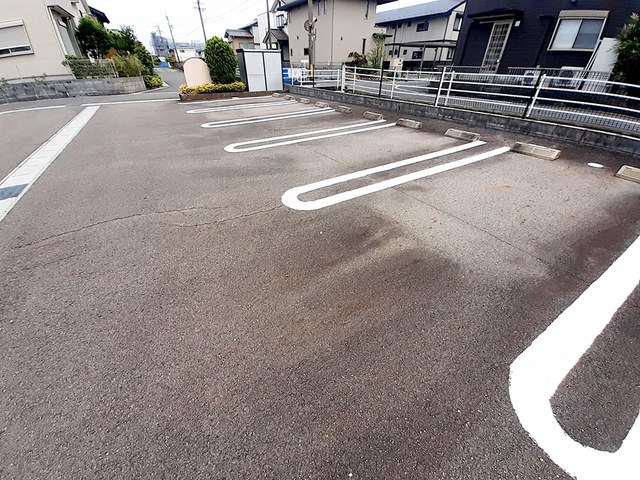 14/20 駐車場