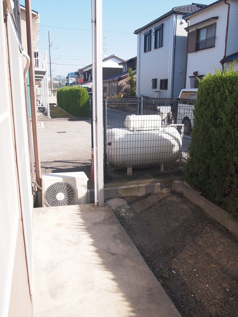 15/22 エントランス