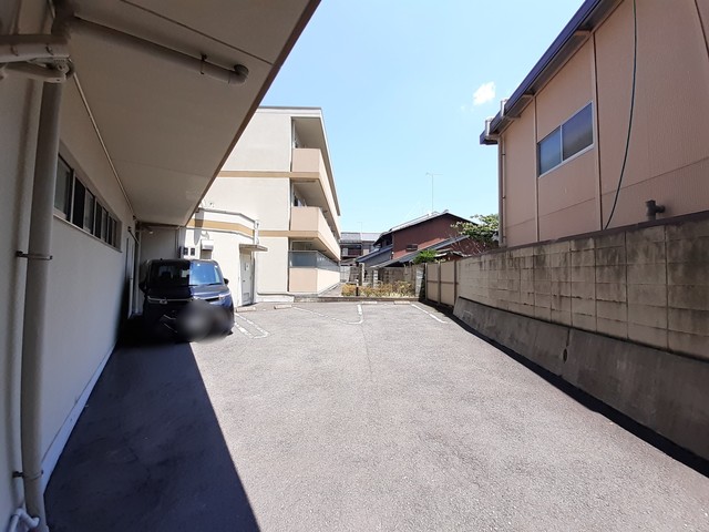 2/12 駐車場